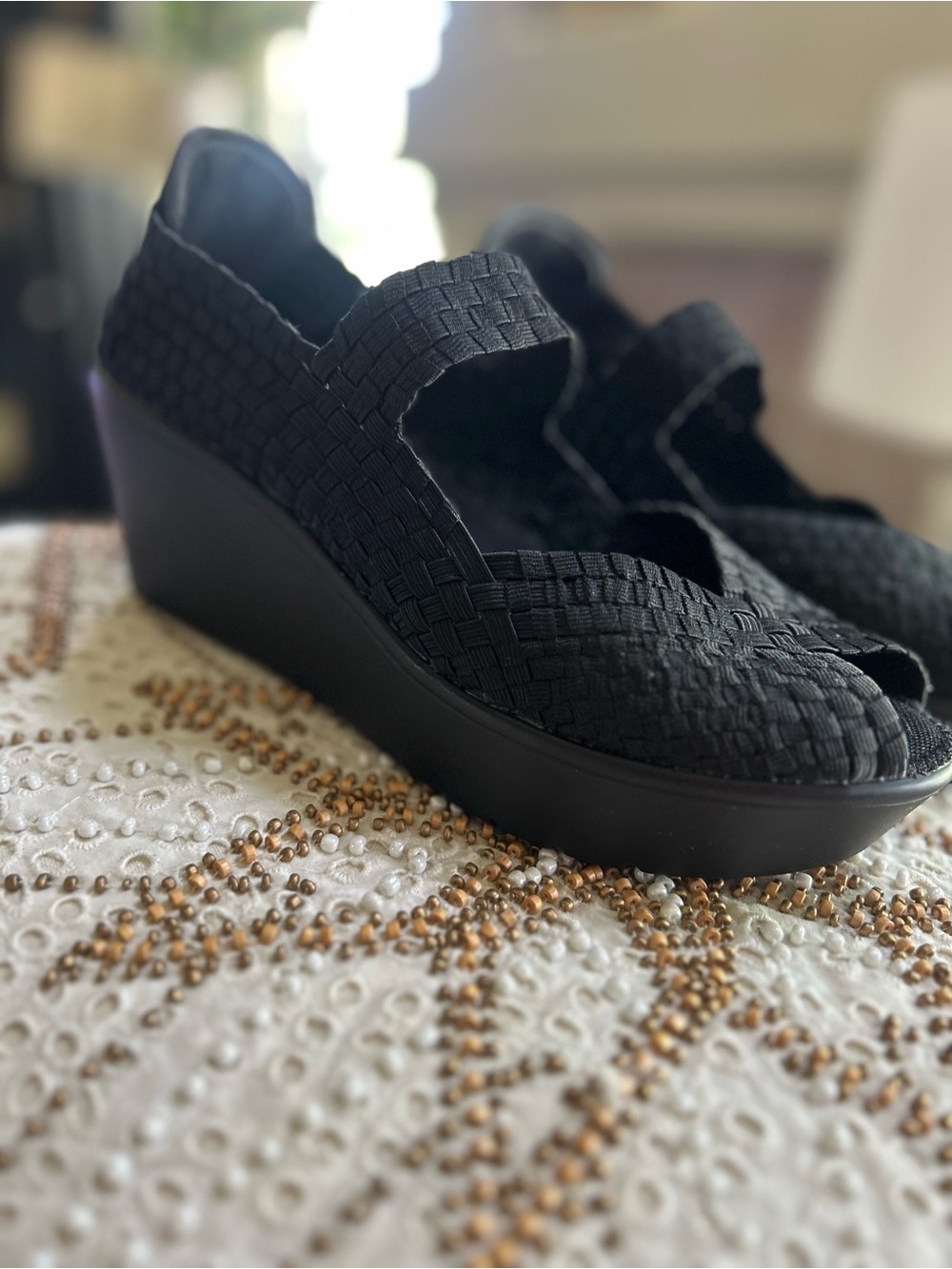 Steve Madden Black Woven Wedge Slip-On Sandals size 10.